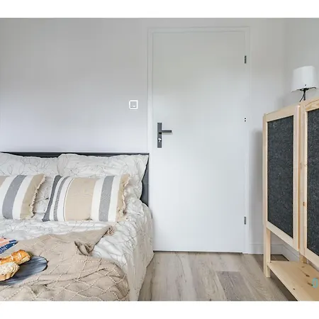 Lavender - 15 Minutes To Old Town منزل للإقامة *