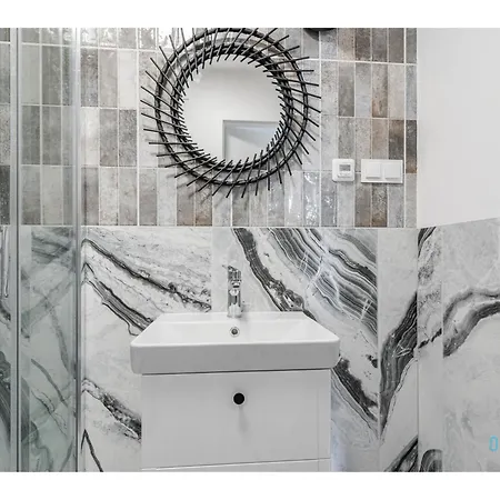 Lavender - 15 Minutes To Old Town Homestay Gdansk